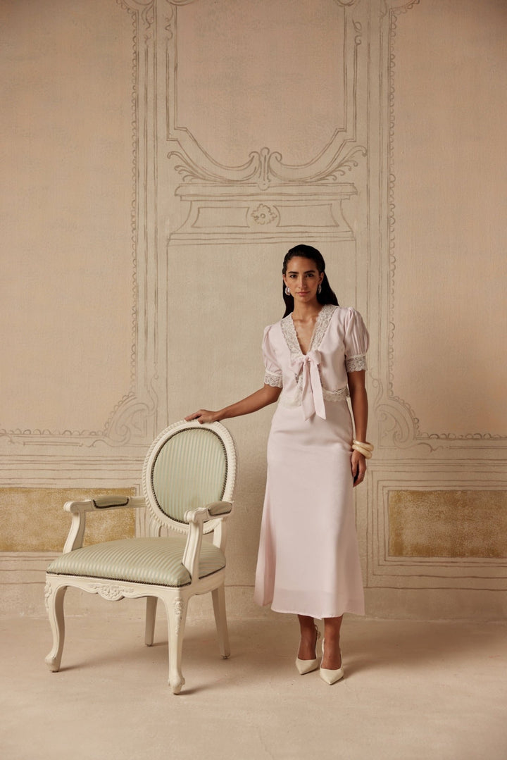 Pompadour Bow Top - Sage By Mala